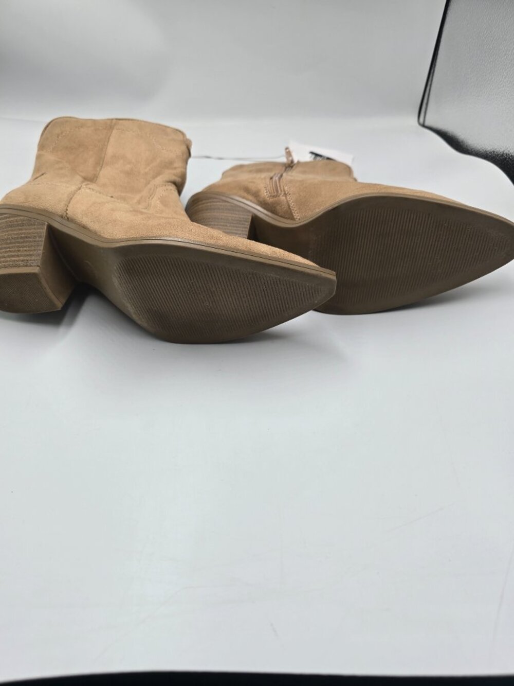 UniversalThread Boot - Picture 3 of 4